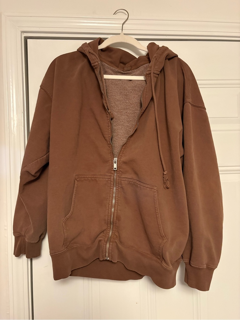 Men's Brown Zip-Up Hoodie Sweatshirt - Brand Not Visible